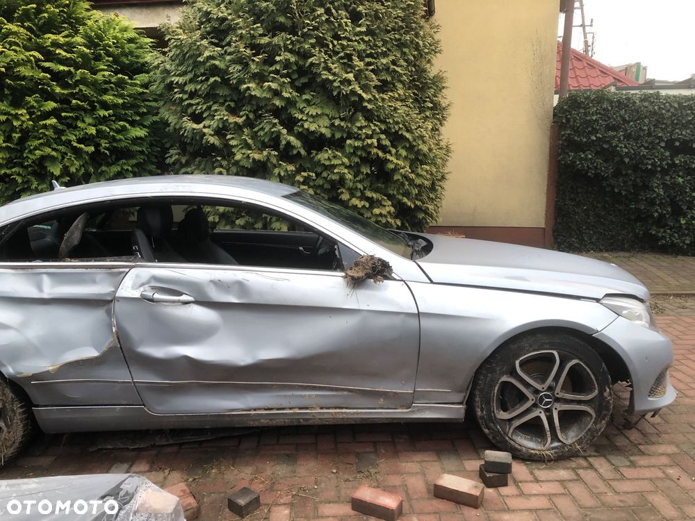 Mercedes-Benz Klasa E 220 d 9G-TRONIC Sport Edition - 6