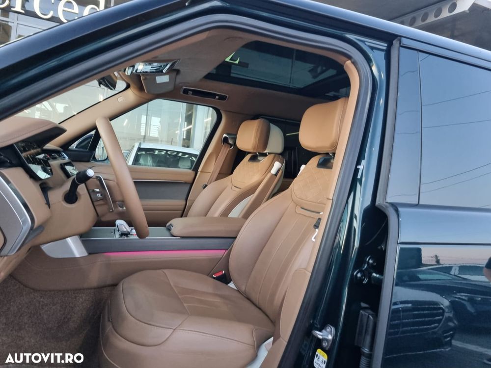 Land Rover Range Rover 4.4 V8 P530 LWB SV - 10