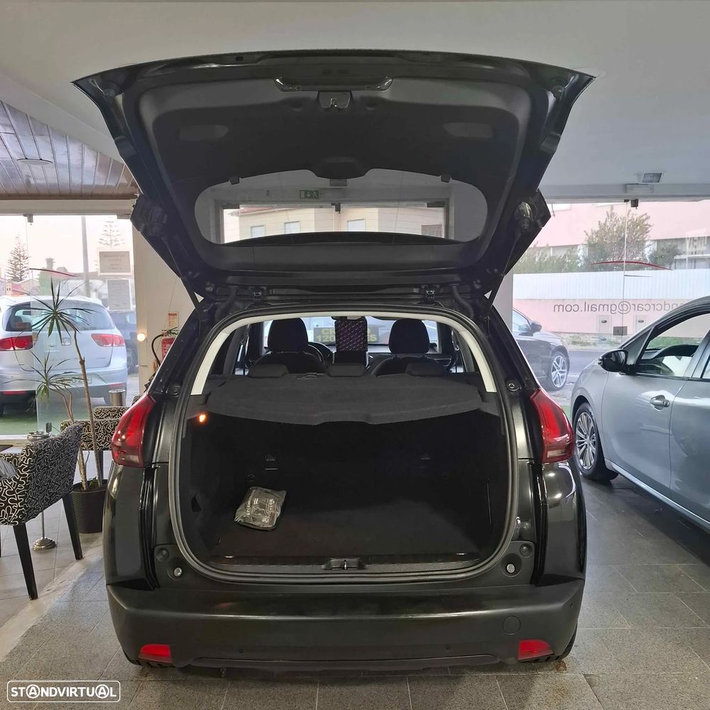 Peugeot 2008 1.2 PureTech Style - 42