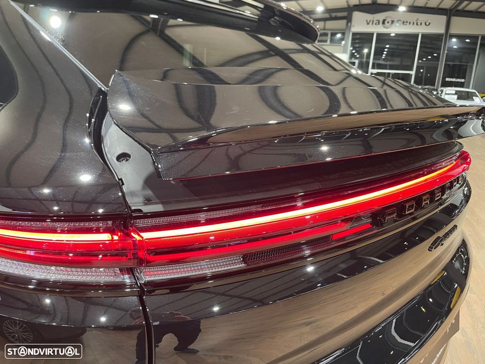 Porsche Cayenne Coupé E-Hybrid Black Edition - 12
