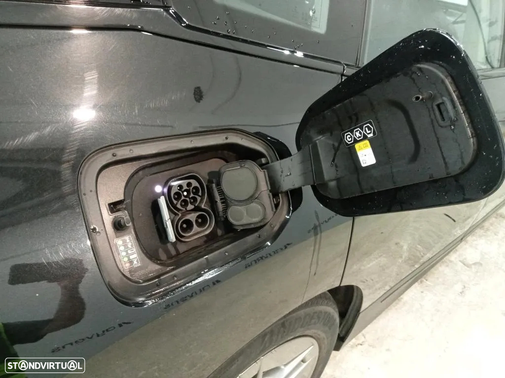 BMW iX xDrive 40 - 13
