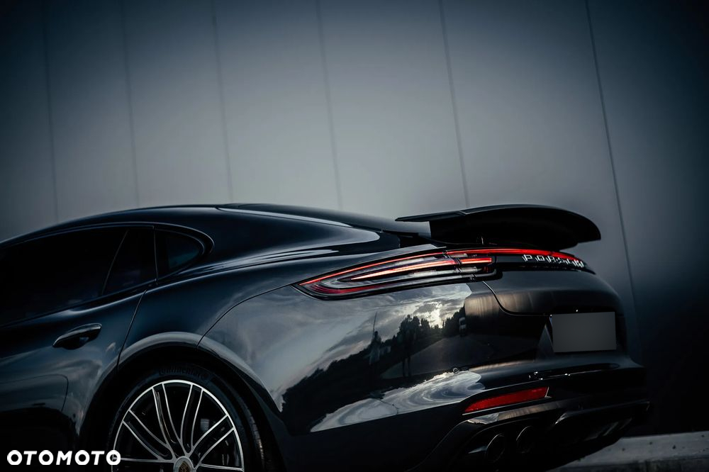 Porsche Panamera 4 - 18
