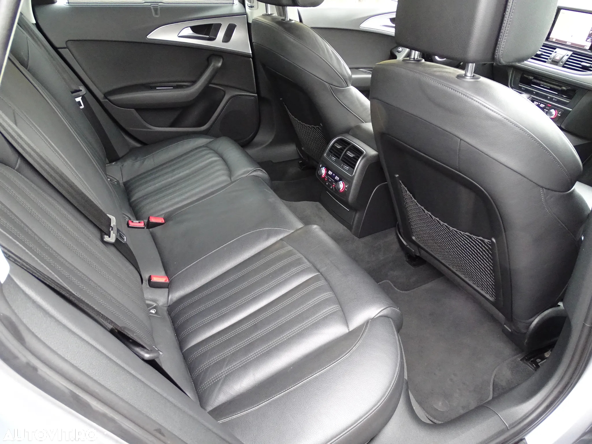 Audi A6 2.0 TDI Ultra S tronic - 16