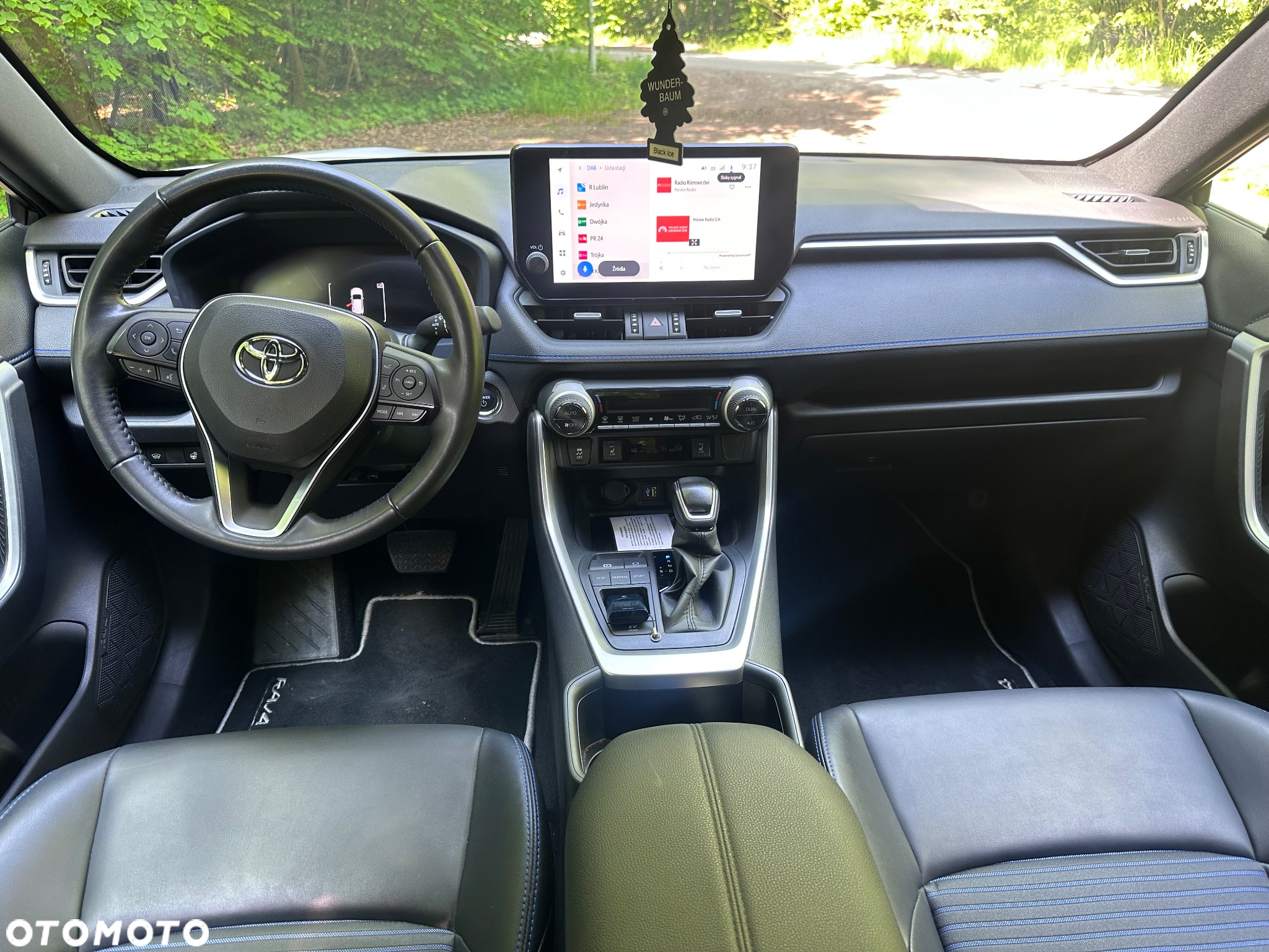 Toyota RAV4 - 4