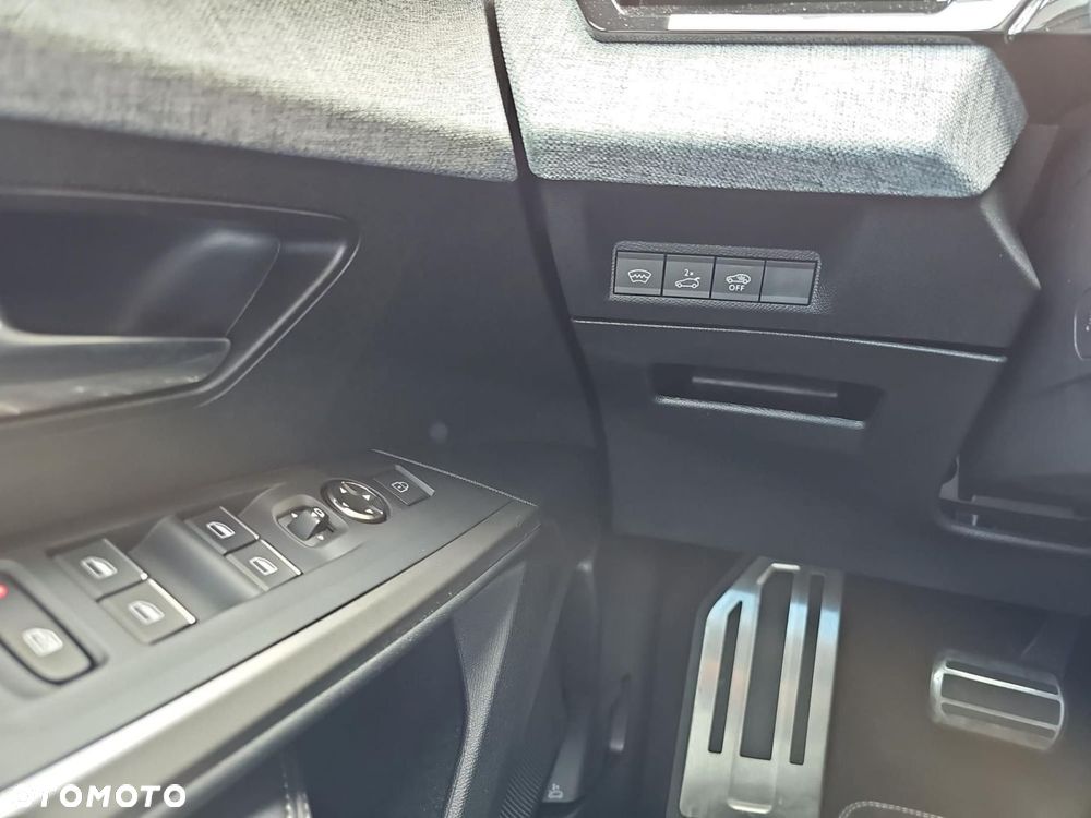 Peugeot 3008 1.2 PureTech mHEV GT S&S e-DCS6 - 19
