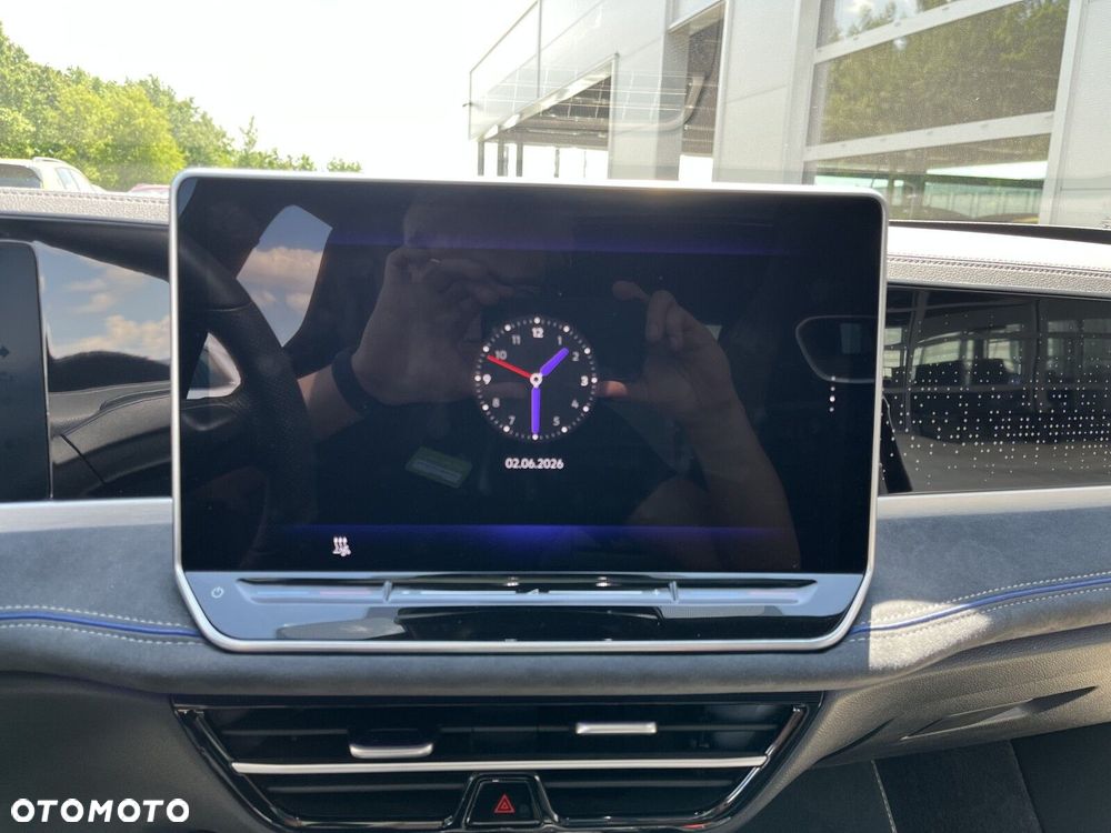 Volkswagen Passat - 34