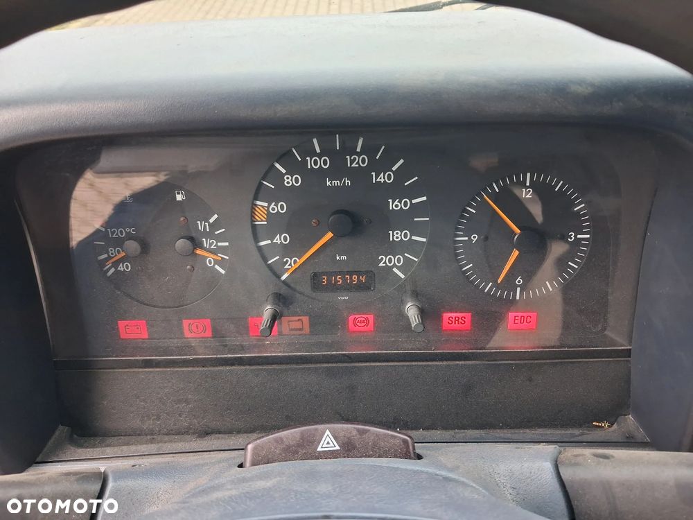 Mercedes-Benz Sprinter - 9