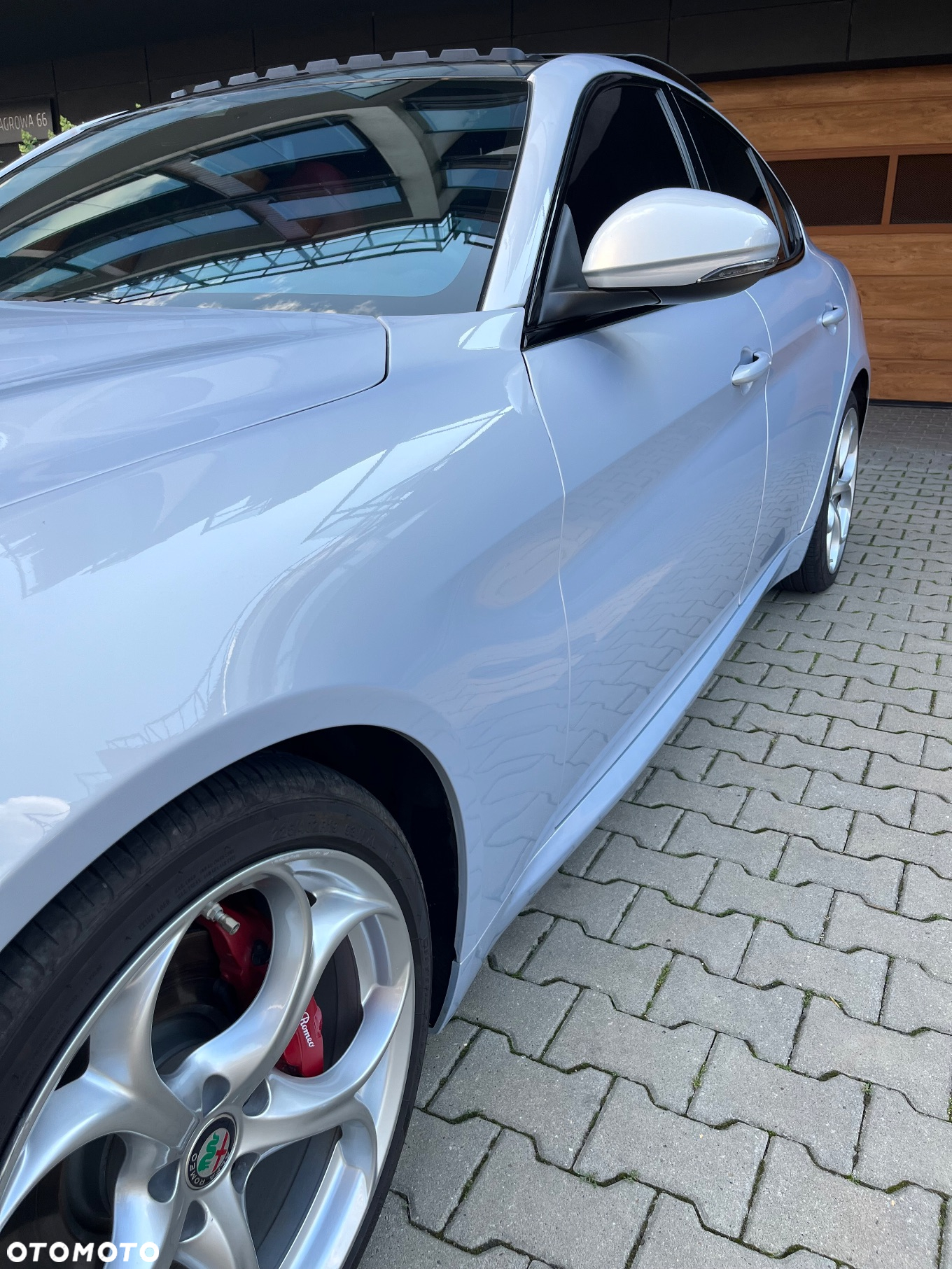 Alfa Romeo Giulia 2.0 Turbo 16V AT8 Veloce Ti - 16
