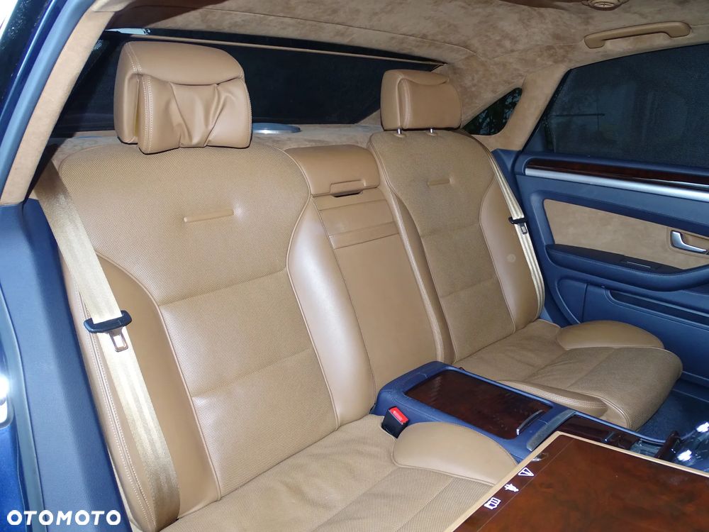 Audi A8 6.0 W12 L Quattro - 37