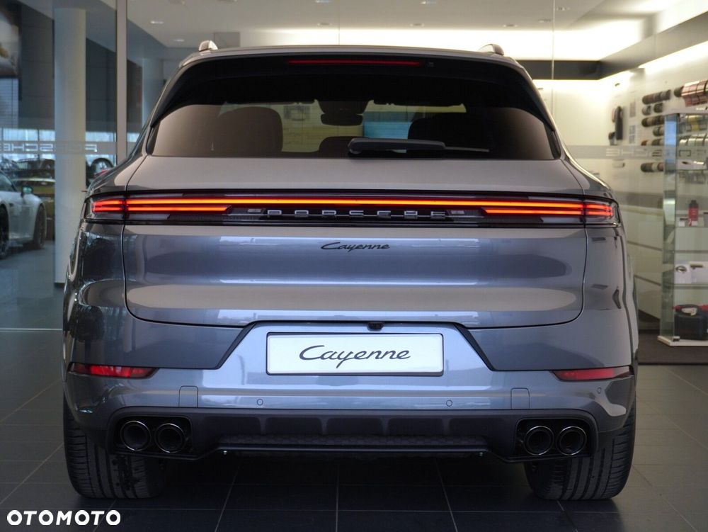Porsche Cayenne Black Edition - 16