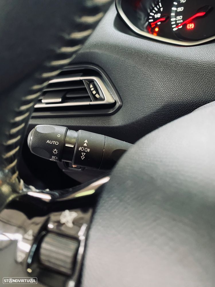 Peugeot 308 SW e-HDi 115 Stop & Start Active - 15