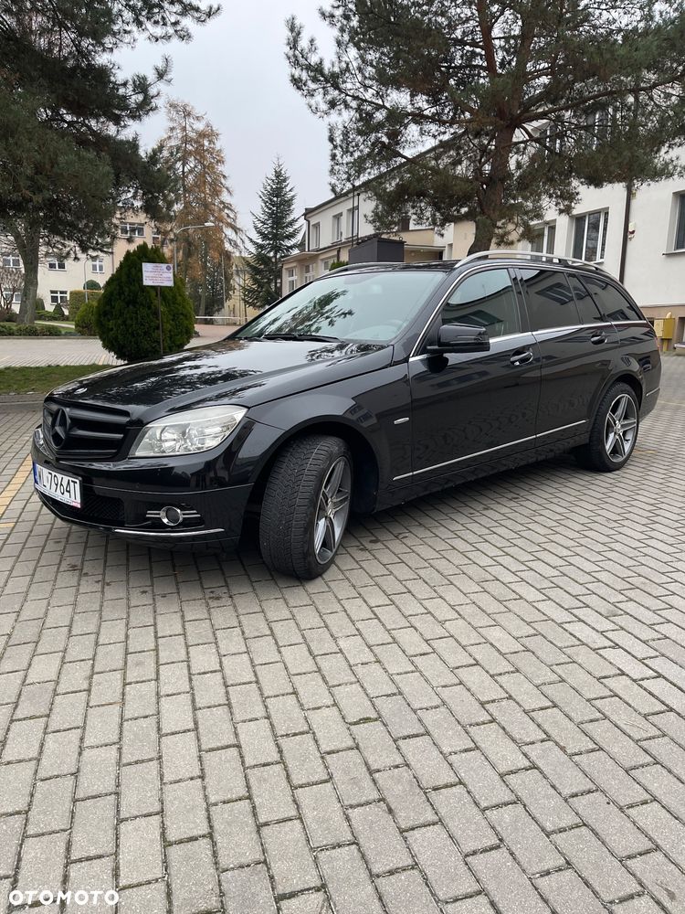 Mercedes-Benz Klasa C 200 (BlueEFFICIENCY) 7G-TRONIC Avantgarde - 5