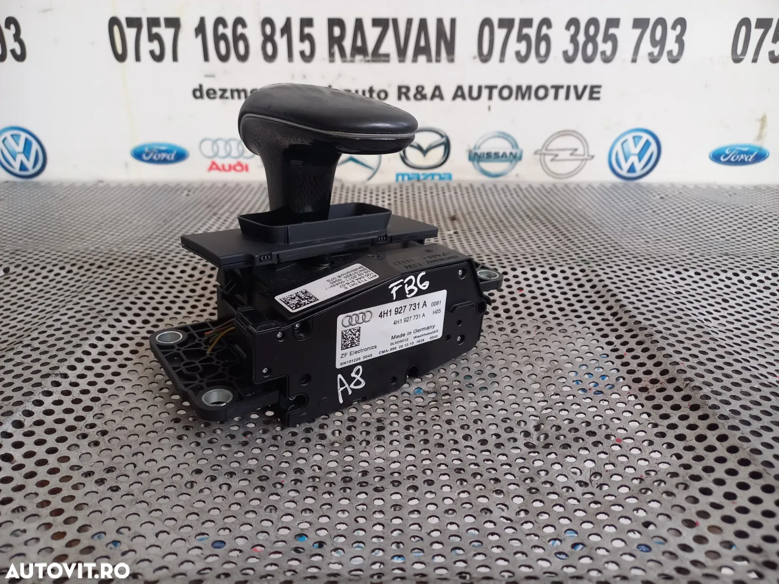Timonerie Selector Viteze Audi A8 4H D4 An 2010-2011-2012-2013-2014-2015-2016-2017 Volan Stanga Cod 4H1927731A 4H1713041B Dezmembrez Audi A8 4H D4 3.0 Tdi Quattro Motor CDT Cutie MXU Volan Stanga - Dezmembrari Arad - 4