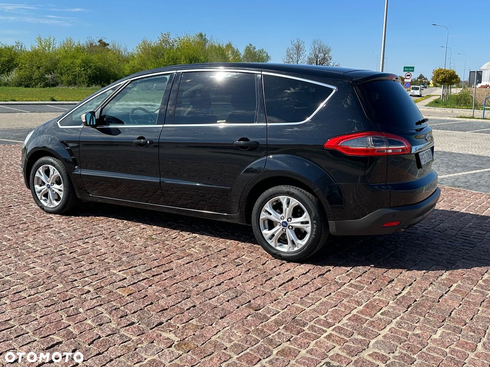 Ford S-Max 2.0 TDCi DPF Titanium X - 27