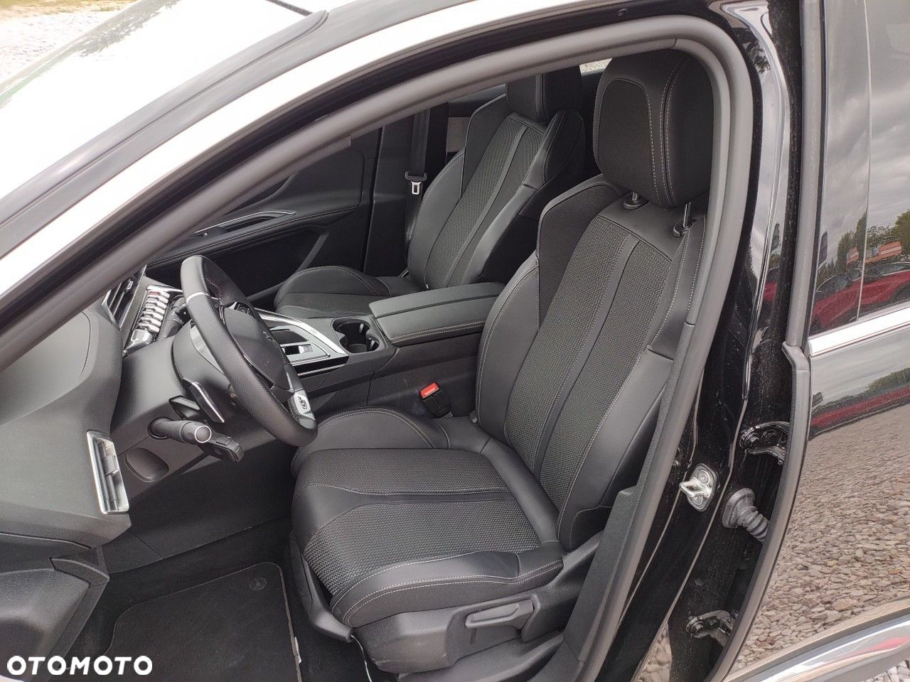 Peugeot 3008 1.2 PureTech GT S&S EAT8 - 9