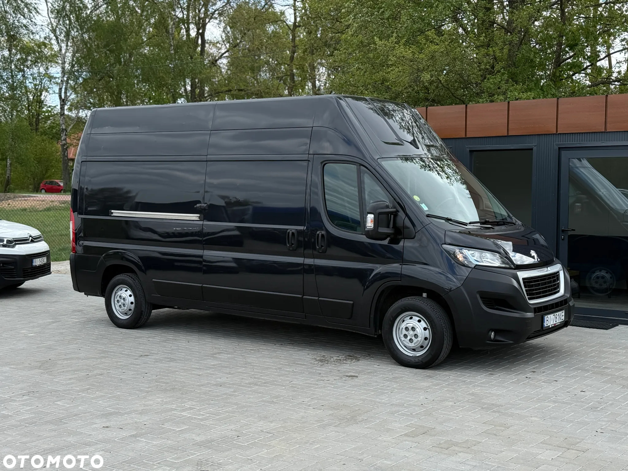 Peugeot Boxer 2.2 165KM / L3 H3 / 145.000KM / Czarny / ZAREJESTROWANY - 4