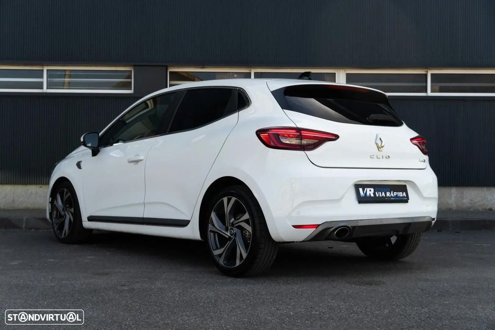 Renault Clio - 7