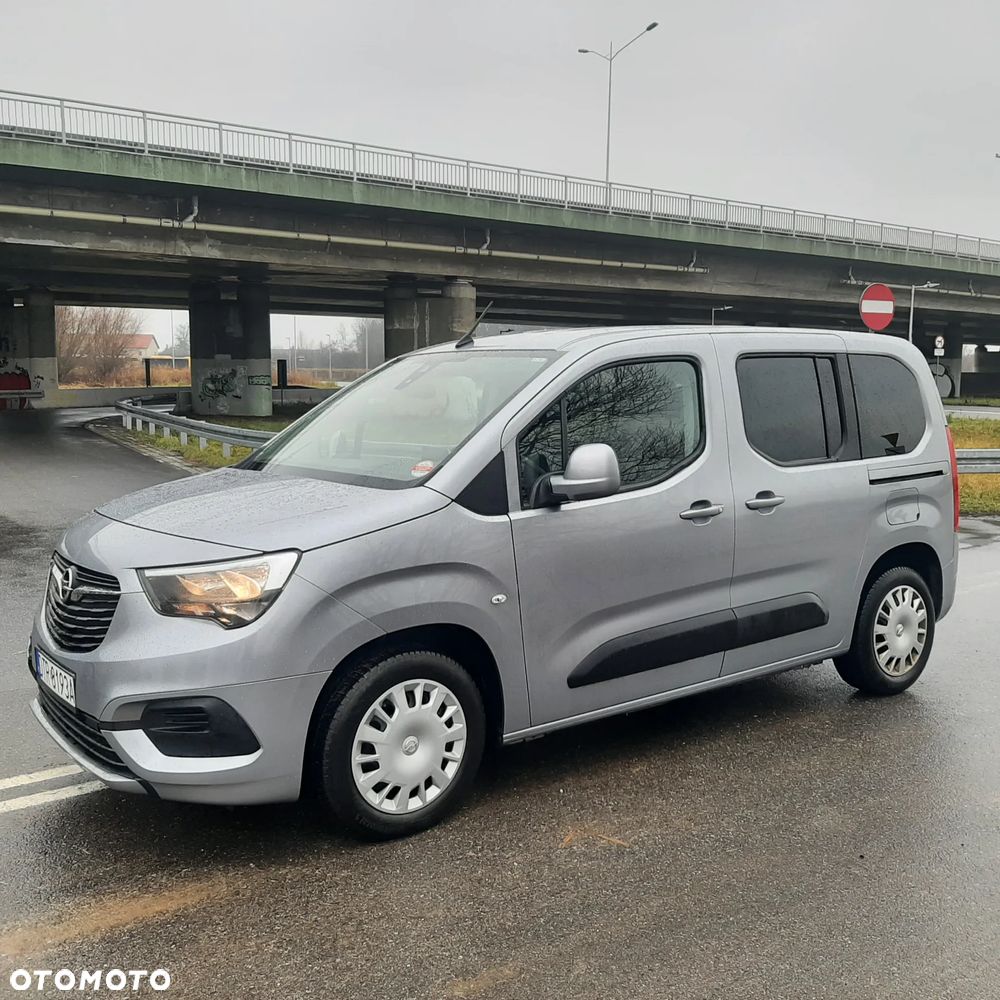 Opel Combo 1.5 D Start/Stop Elegance - 4