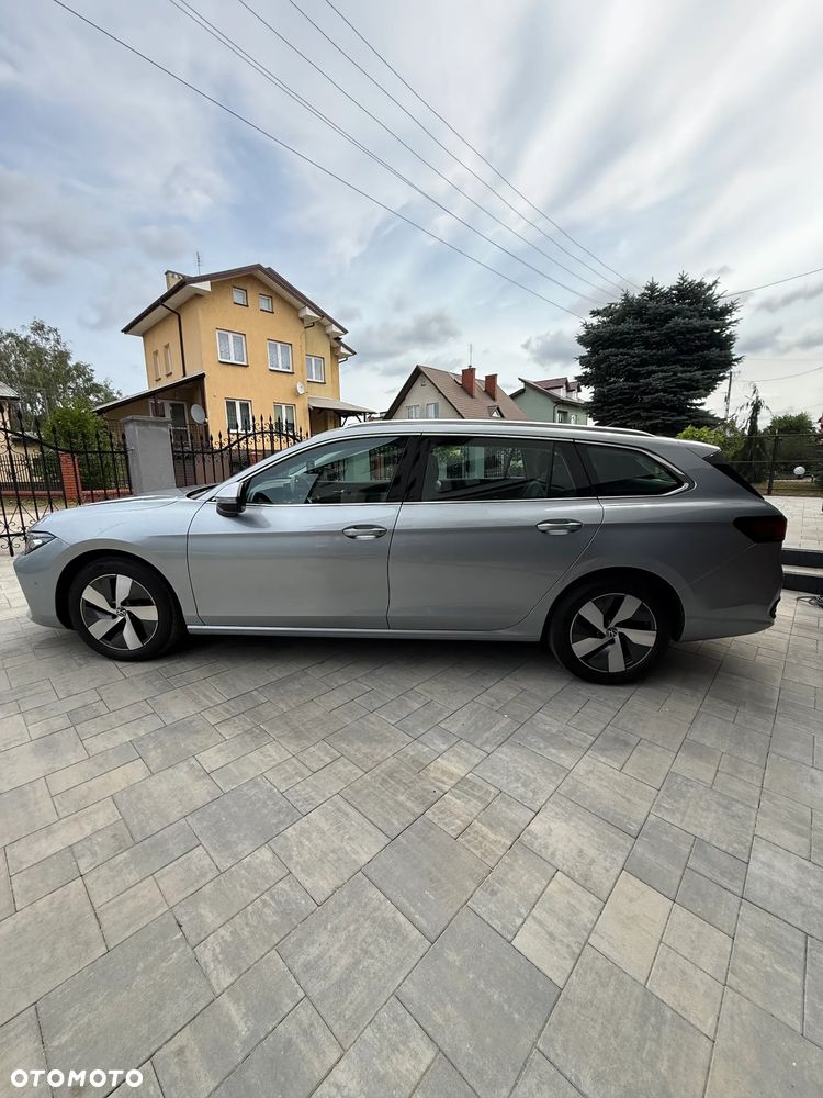 Volkswagen Passat - 18