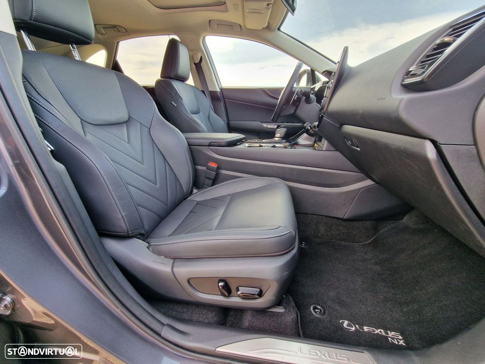 Lexus NX 450h+ - 15