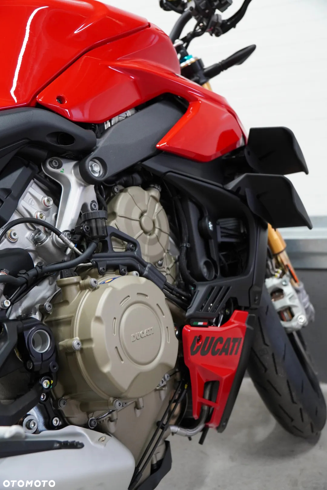 Ducati Streetfighter V4 - 7