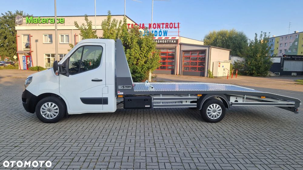 Nissan NV400 - 2