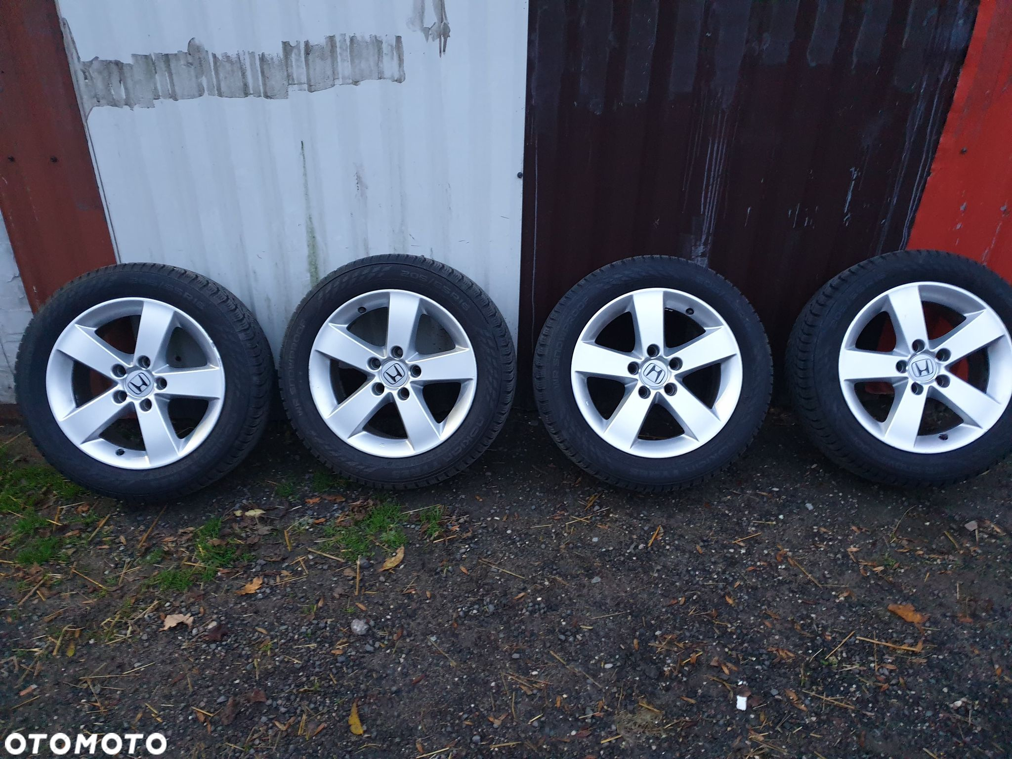 Honda Civic 1.8 Executive - 29