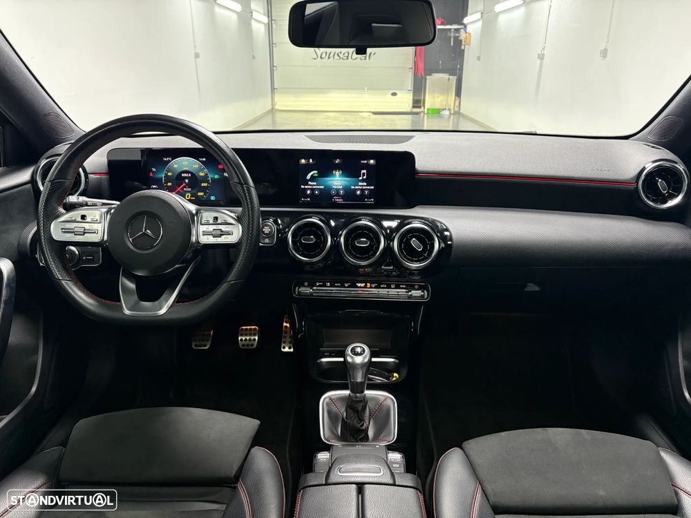 Mercedes-Benz A 160 d AMG Line - 13