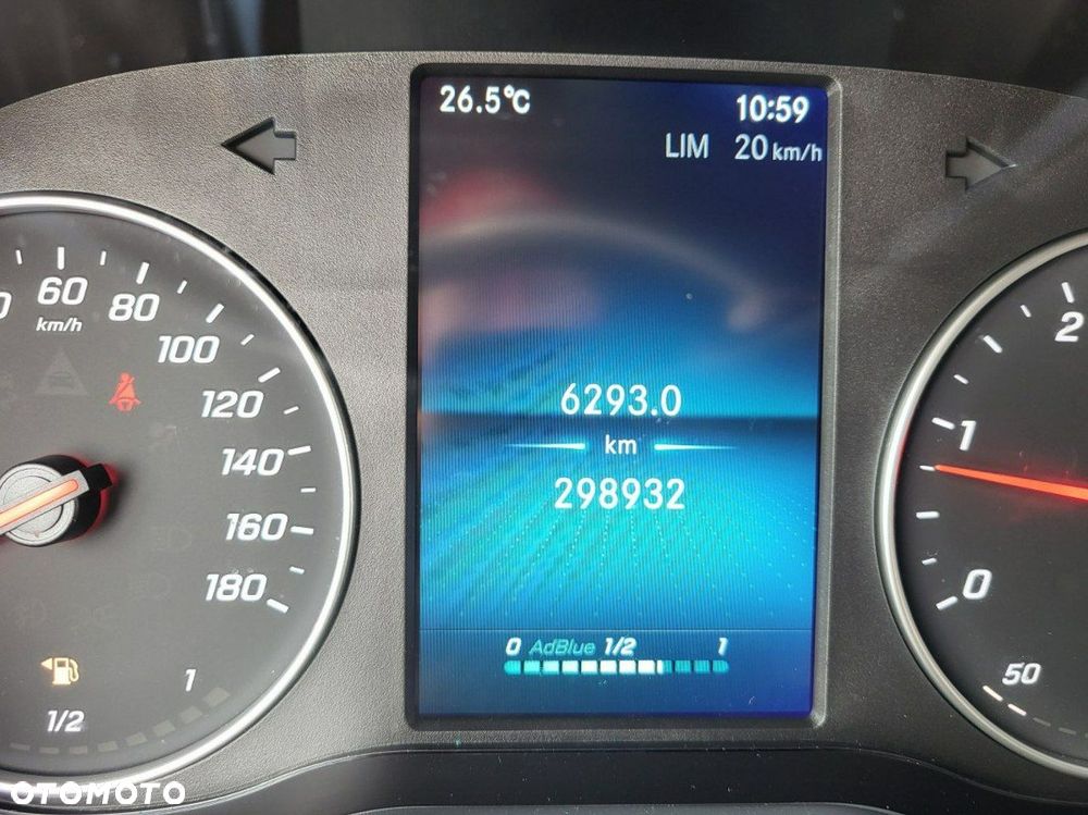 Mercedes-Benz Sprinter - 19