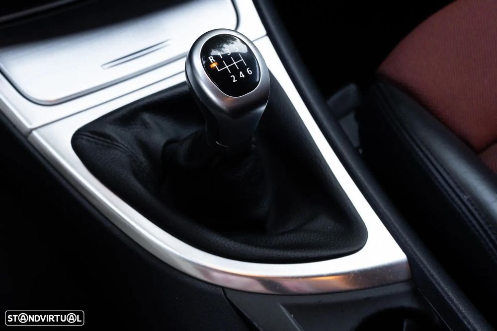 BMW 118 d - 15