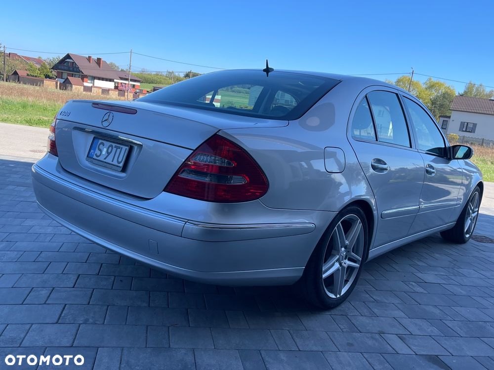 Mercedes-Benz Klasa E 500 Avantgarde Sport Edition - 12