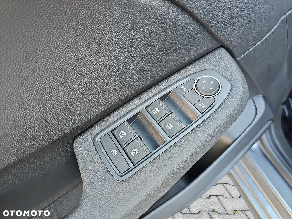 Renault Clio - 16