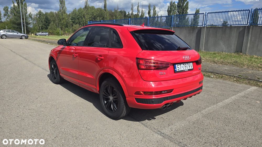 Audi Q3 2.0 TFSI Quattro S tronic sport - 4