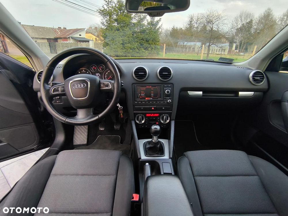 Audi A3 Sportback 2.0 TDI Attraction - 15