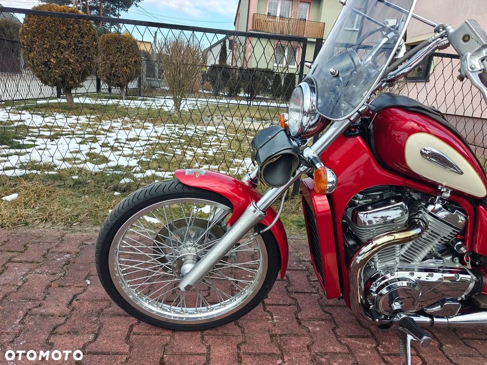 Suzuki Intruder - 19