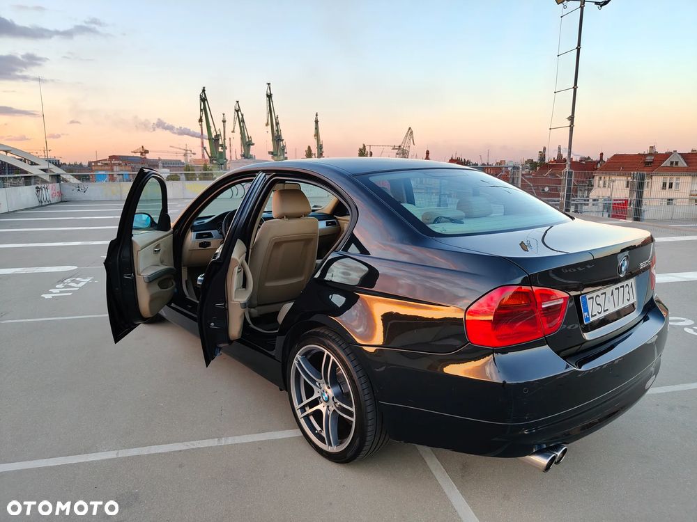 BMW Seria 3 320d - 15
