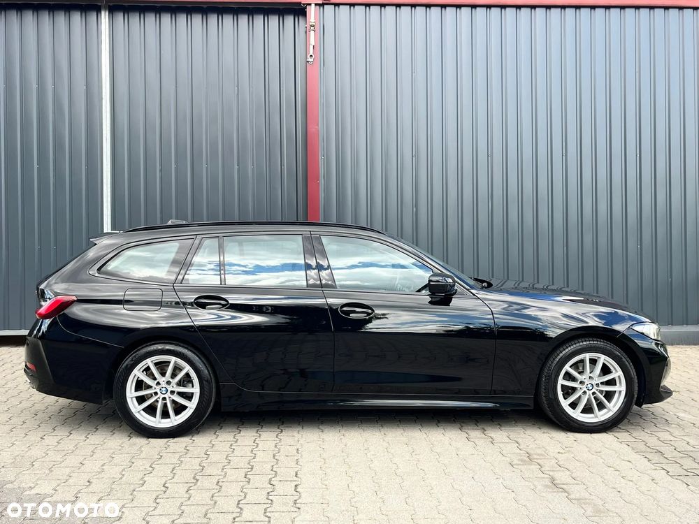 BMW Seria 3 318d mHEV - 7
