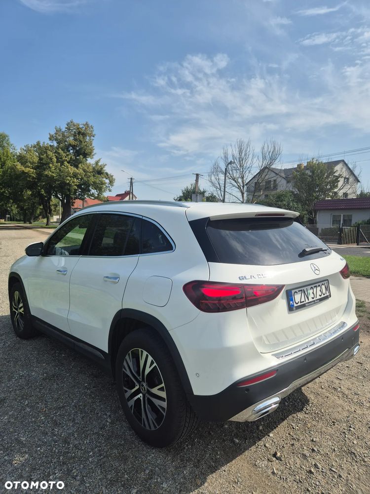 Mercedes-Benz GLA 250 4Matic 8G-DCT Style - 5