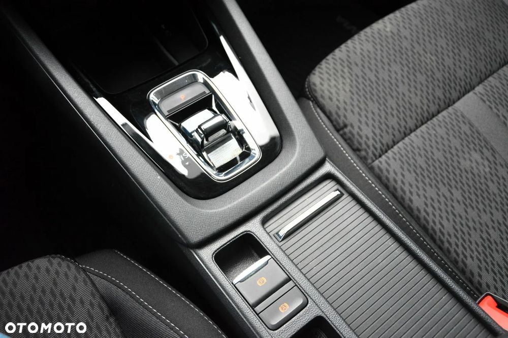 Skoda Octavia 2.0 TDI Style DSG - 32