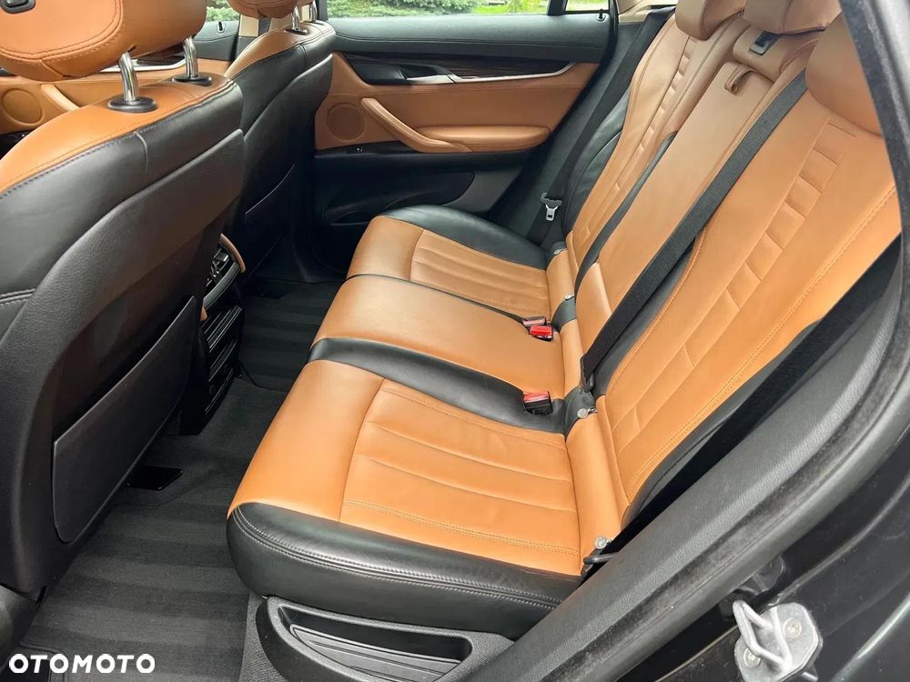 BMW X6 xDrive50i - 31