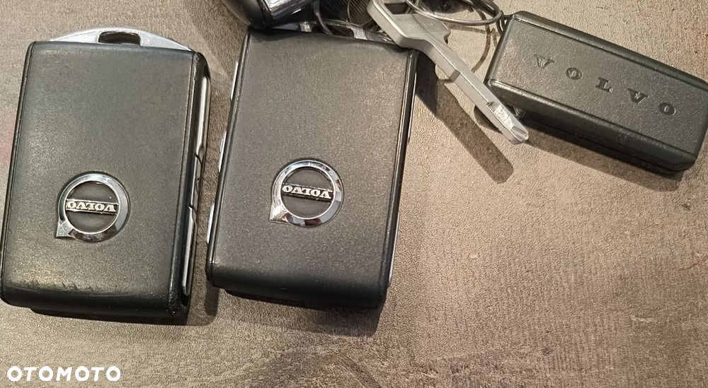 Volvo V90 D4 Geartronic Momentum Pro - 27