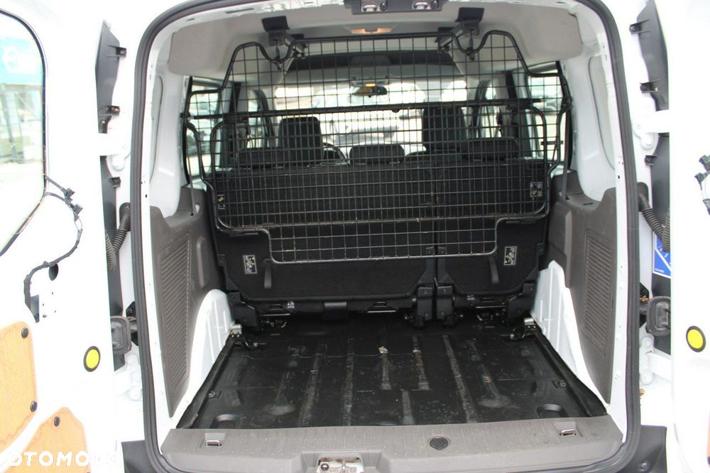 Ford Transit Connect - 12