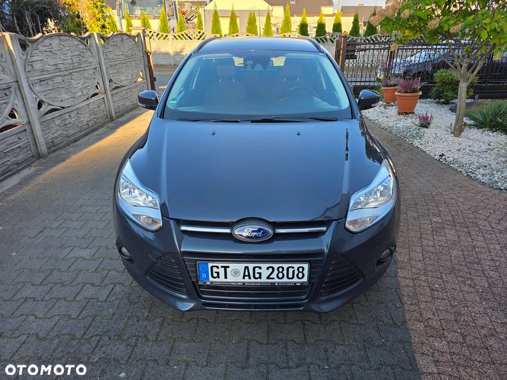 Ford Focus 1.0 EcoBoost Ambiente - 11