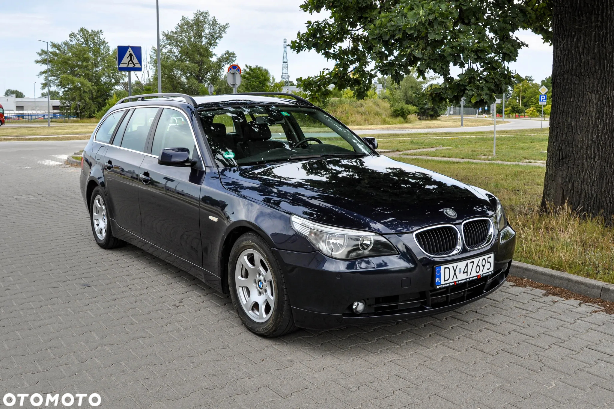 BMW Seria 5 525i Touring - 6