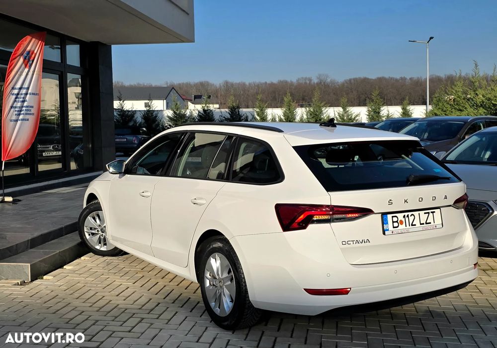 Skoda Octavia 2.0 TDI Ambition - 11