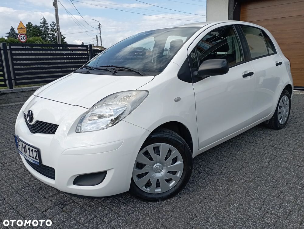 Toyota Yaris 1.0 Luna - 2