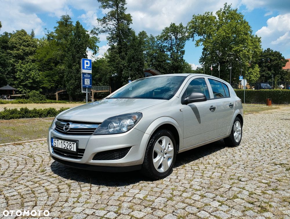 Opel Astra 1.4 Essentia - 2