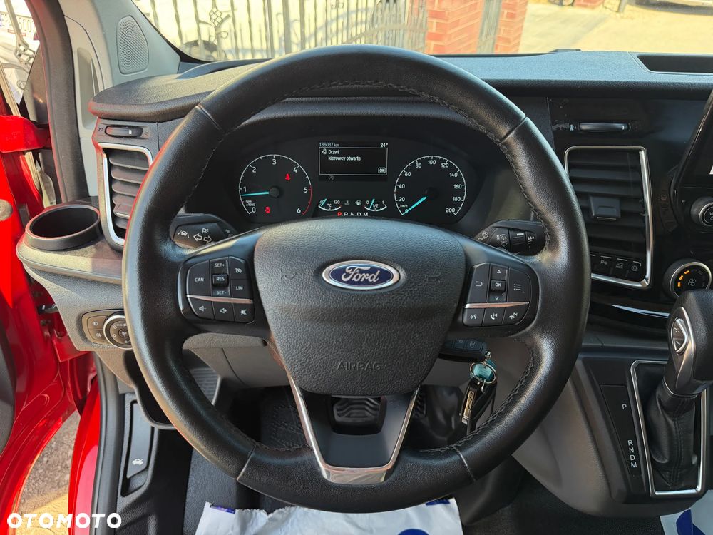 Ford TRANSIT CUSTOM - 24