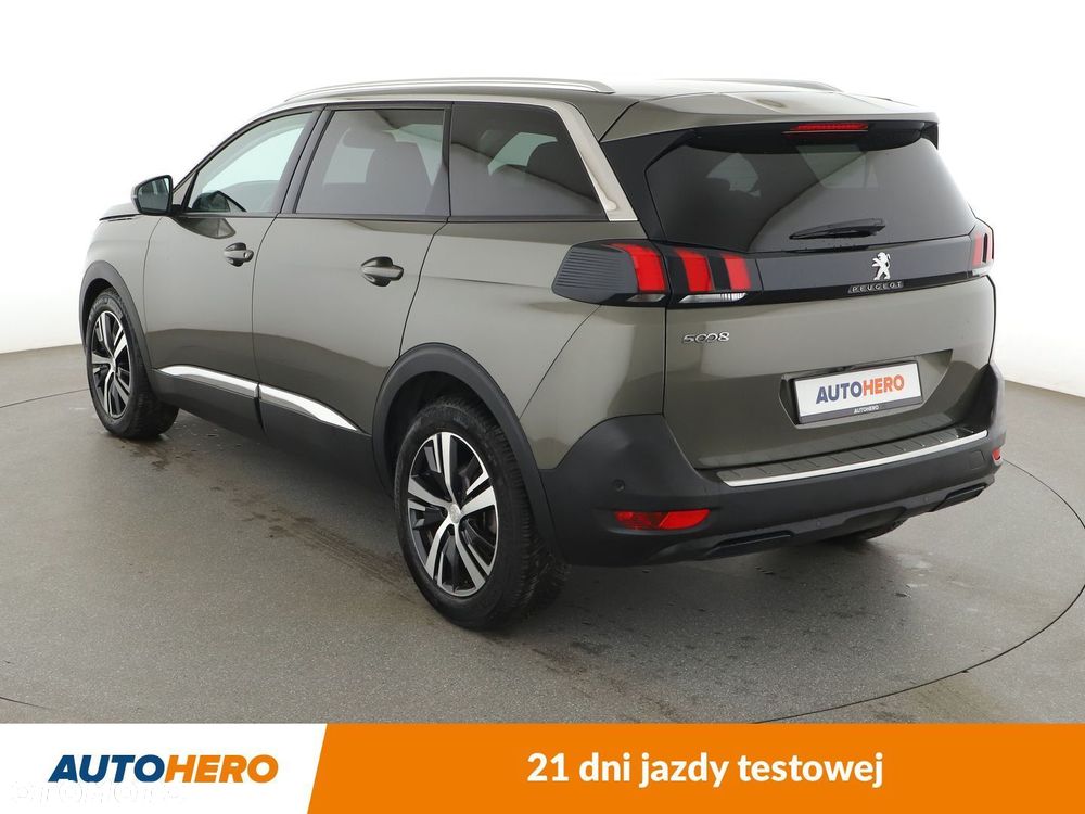 Peugeot 5008 - 4