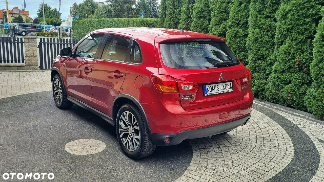 Mitsubishi ASX - 5